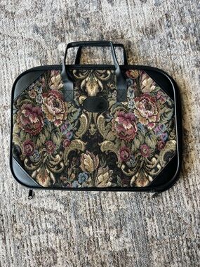 Vintage 90’s Tapestry Floral Travel Case - Black Trim